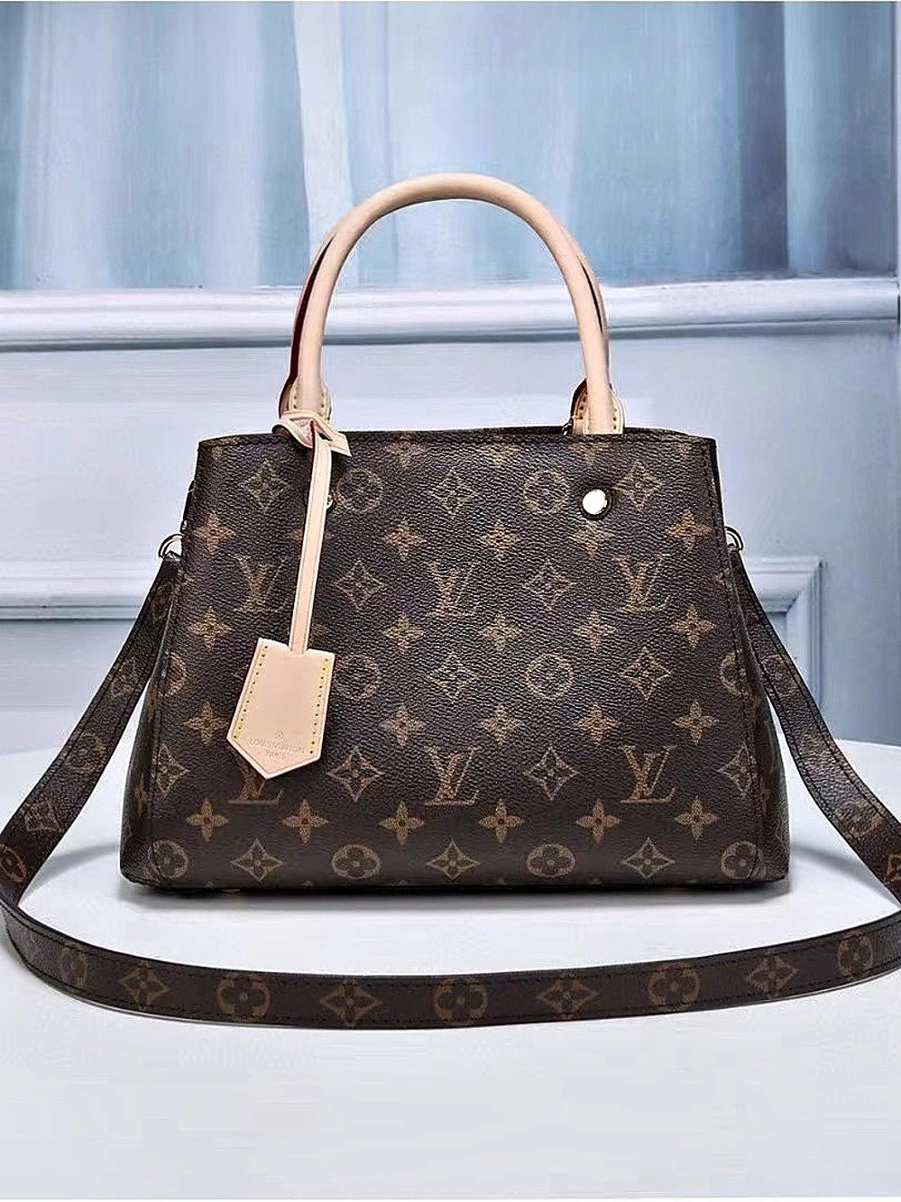 🥃LV Monogram Montaigne BB Shoulder Bag